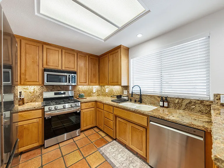58328 Bonanza Dr — Photo 16