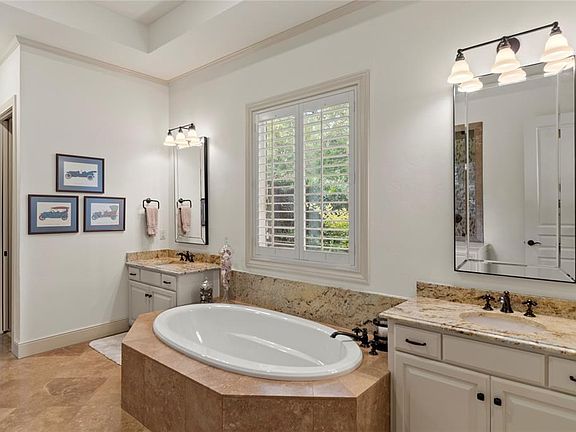 5th image of 101 Hilton Head Island Dr