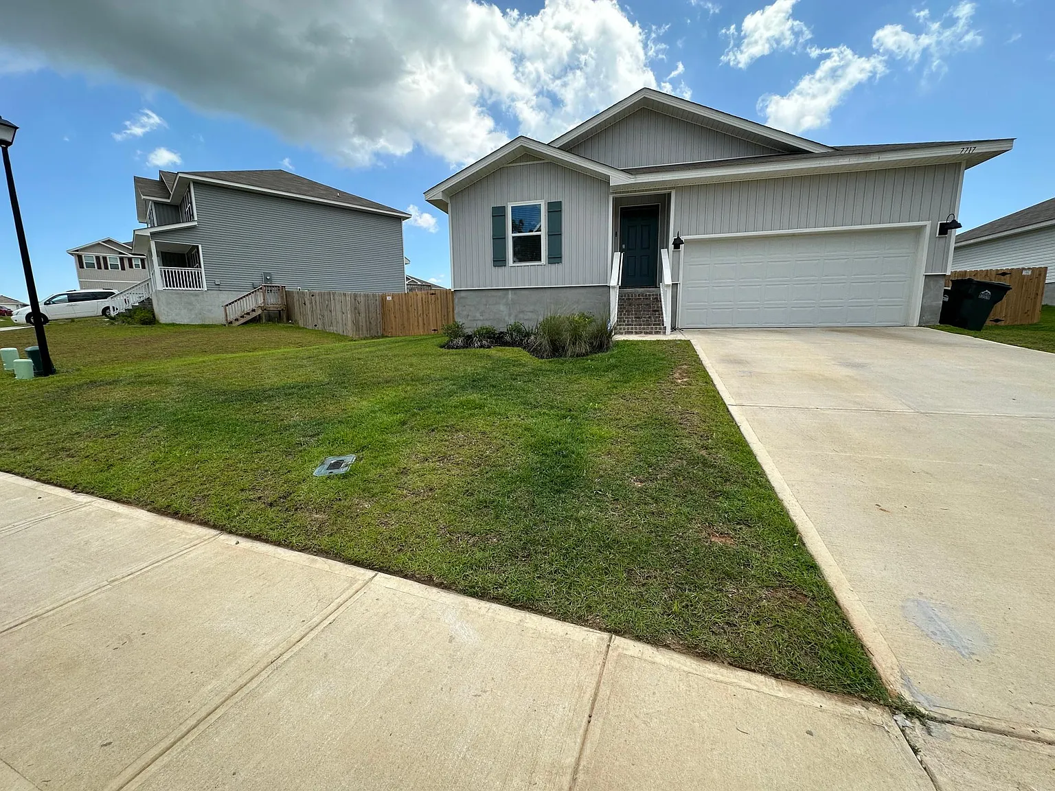 4 bed, 1387 sqft, $2,200 — Photo 3