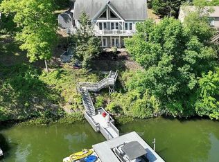 126 Strand Rd, New London, NC 28127