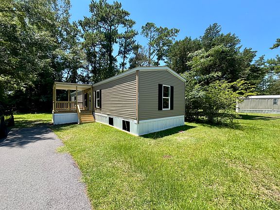 5th image of 226 Old Airport Rd