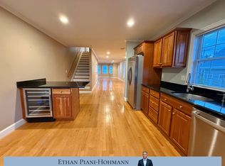 146 Adams St UNIT 2, Waltham, MA 02453