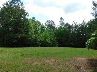 5417 Purdy Rd, Selmer, TN 38375