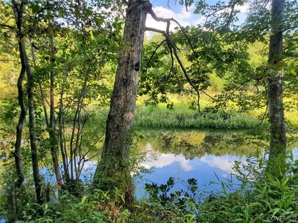 Cellar Creek Rd, Blackstone, VA 23824