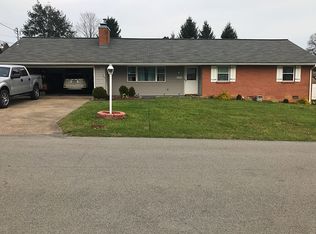 650 Easy St, Bridgeport, WV 26330