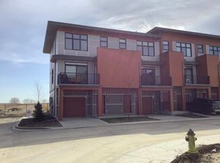 400 Belmont St SW #707, Calgary, AB T2X4N2