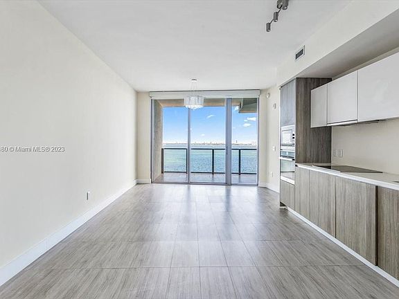 4th image of 2900 NE 7th Ave Unit 1406