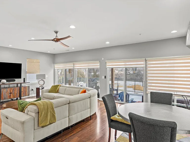 3145 Baybriar Rd — Photo 28