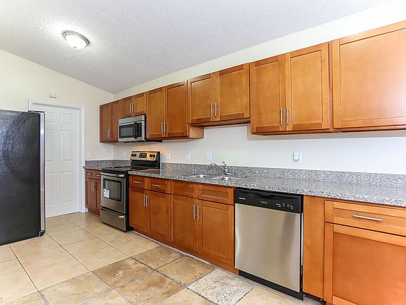 5181d120-32f9-4941-b924-ca276576bfe1-w_1500-h_1000