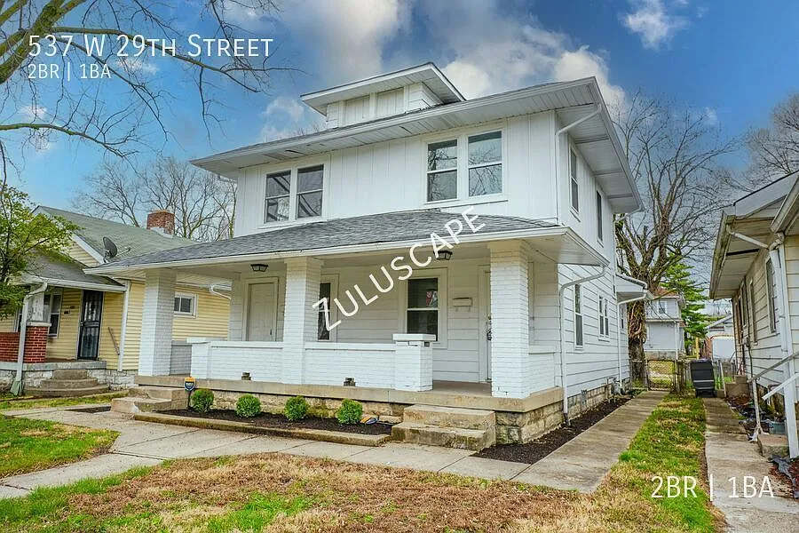 Limited Rent Special! Half Off 1st Month Rent!.....539 W. 39th St. / 2 Bedroom 1 Bathroom Duplex — Photo 2