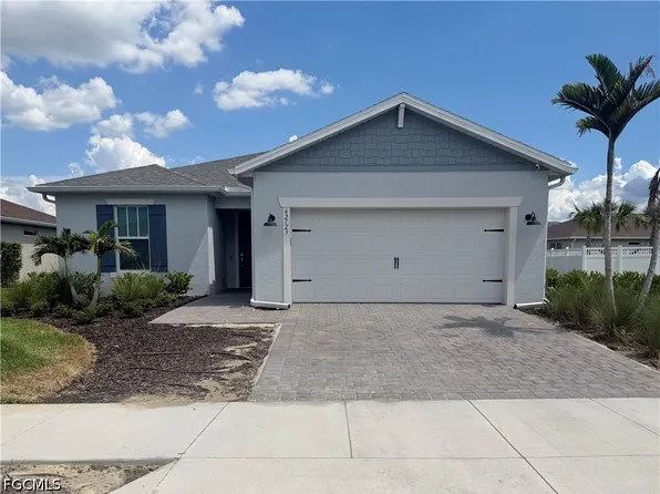 42723 Valley Brooks St, Punta Gorda, FL 33982