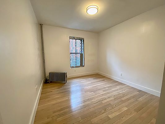 5th image of 1236 Pacific St #A