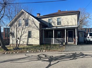 27 Lamphear St, Coventry, RI 02816