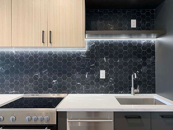 5th image of 200 Linden Blvd #2R