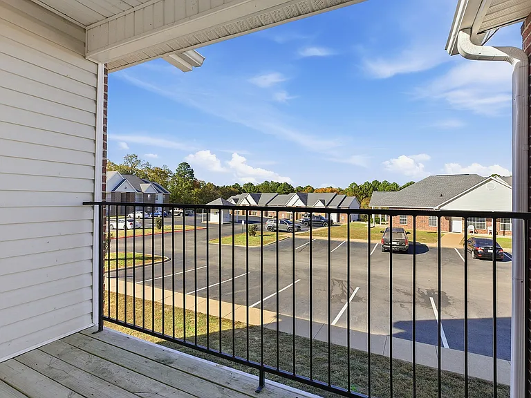 Private balconies & patios