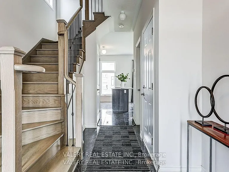 26 Sam Battaglia Cres — Photo 11