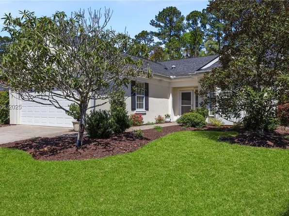 8 Candlelight Ln, Bluffton, SC 29909