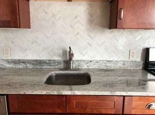 222 Derby St #2A, Salem, MA 01970