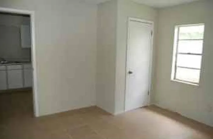 1 bed, $800 — Photo 4