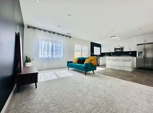 7108 Olive Grove St, Riverside, CA 92507