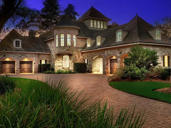 10 S Gary Glen Circle, The Woodlands, TX 77382