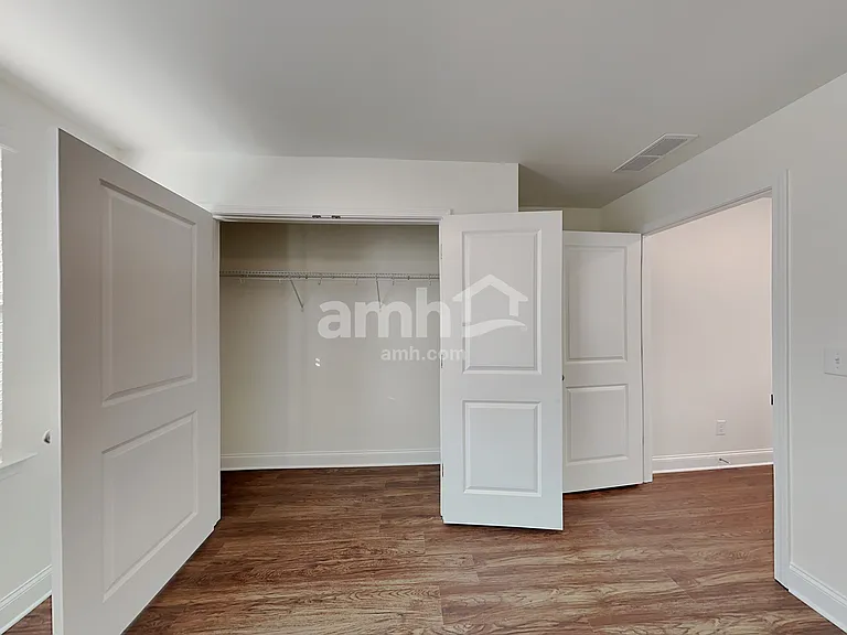 7062 Creeksong Dr — Photo 26