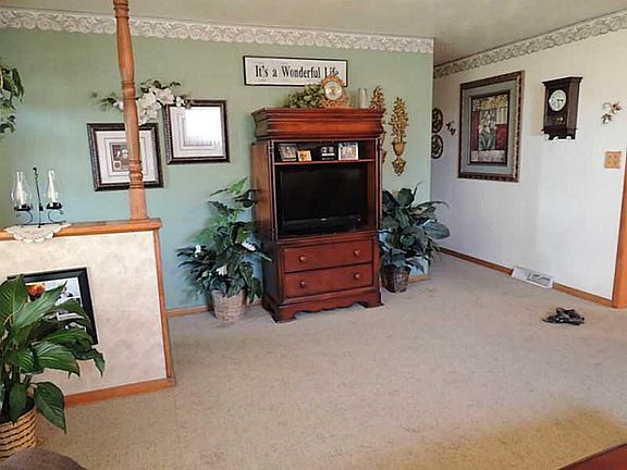3rd image of 4410 Greengarden Blvd