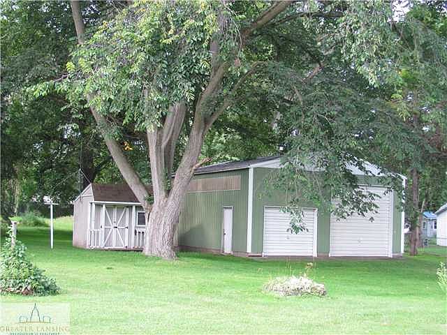 2nd image of 1020 Brush St