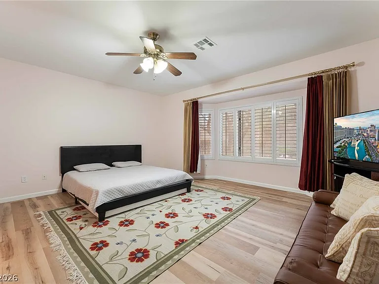 2565 Leighton Ave — Photo 27