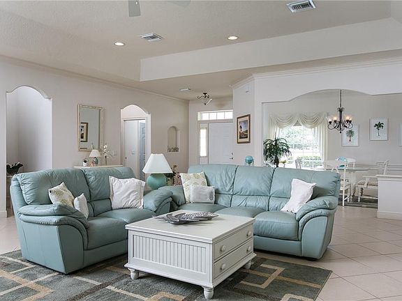 2nd image of 5845 Magnolia Ln #5845