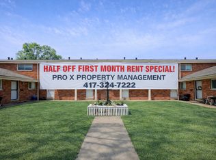 2929 & 2943 E University St #2943-12, Springfield, MO 65804