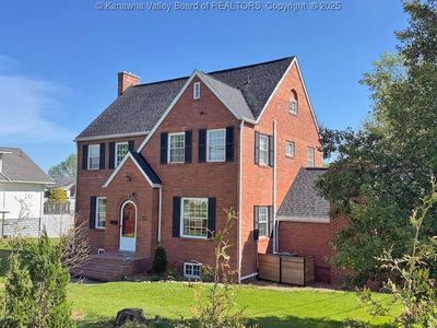 1098 Highland Dr, Saint Albans, WV, 25177