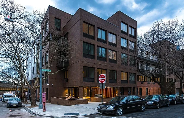 Rented by Nooklyn NYC LLC | media 28