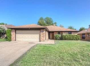 3504 Wedgworth Rd S, Fort Worth, TX 76133