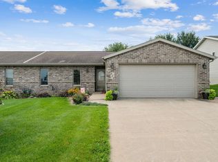 614 E Main St, Epworth, IA 52045