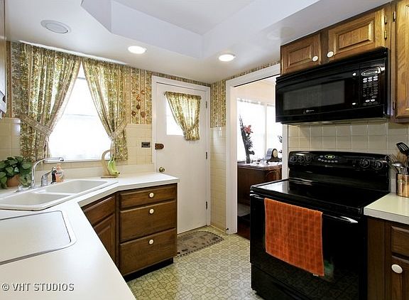 5th image of 1540 Franklin Ave