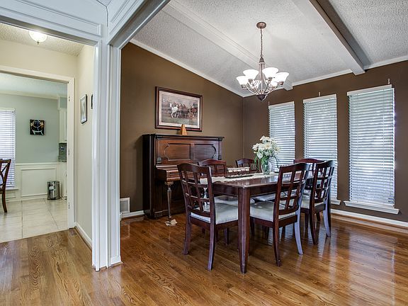 2nd image of 6008 Daven Oaks Dr