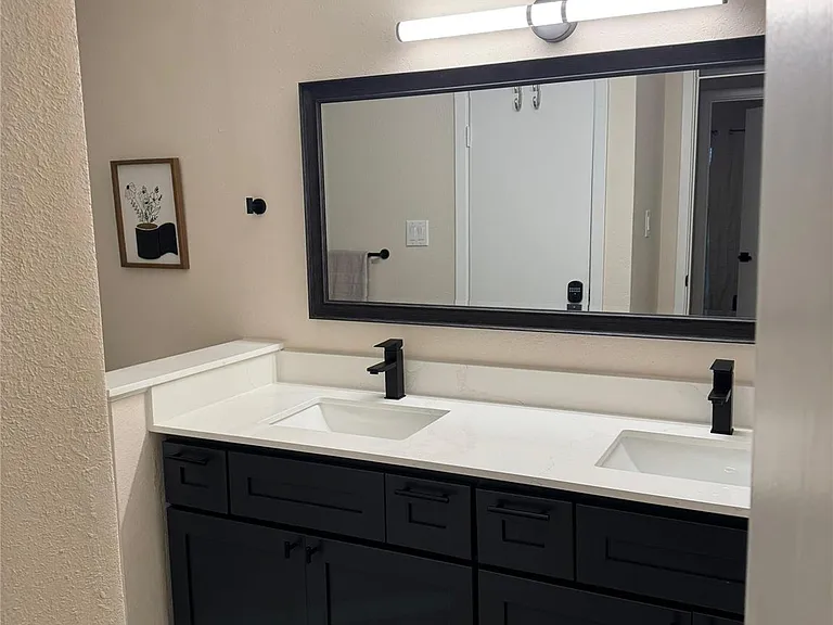 10051 Westpark Dr #261 — Photo 11