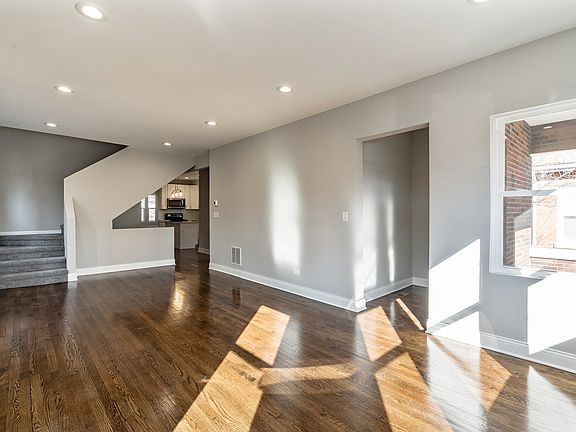 2nd image of 2238 N Lawler Ave