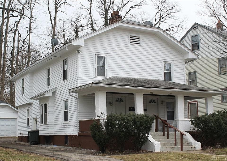 1st image of 220 W Parkwood Dr
