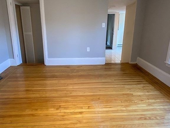 5th image of 104 Emerson West St #4