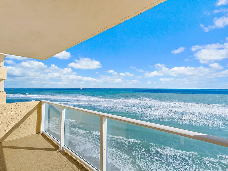 5440 N Ocean Dr #907 — Photo 3