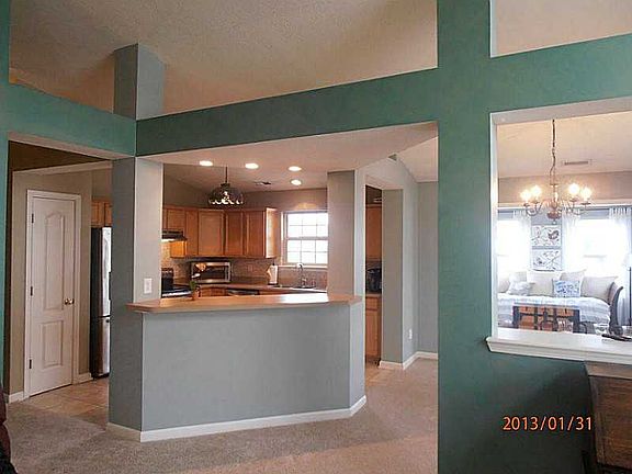 4th image of 1398 Hamilton Dr