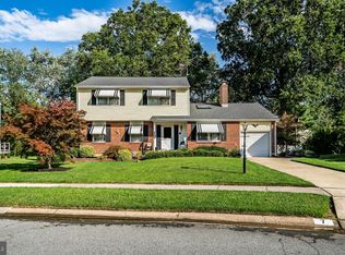 7 Kitty Ln, Newark, DE 19713