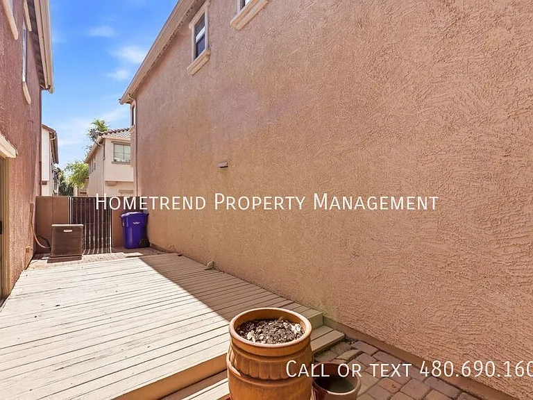 3855 E Santa Fe Ln — Photo 16