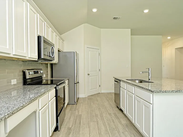 10620 W Lakeview Dr — Photo 11