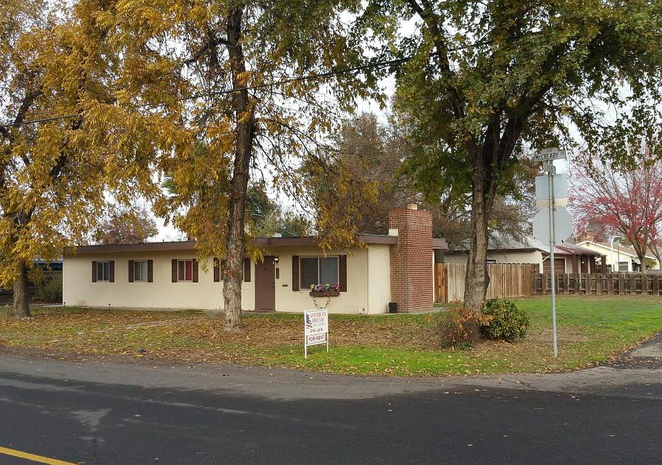 1st image of 304 McCreary Ave