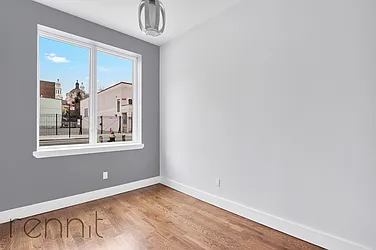 Rented by Rennit Inc.