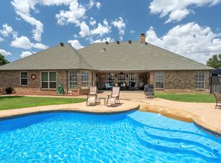 1106 Pheasant St, Burkburnett, TX 76354