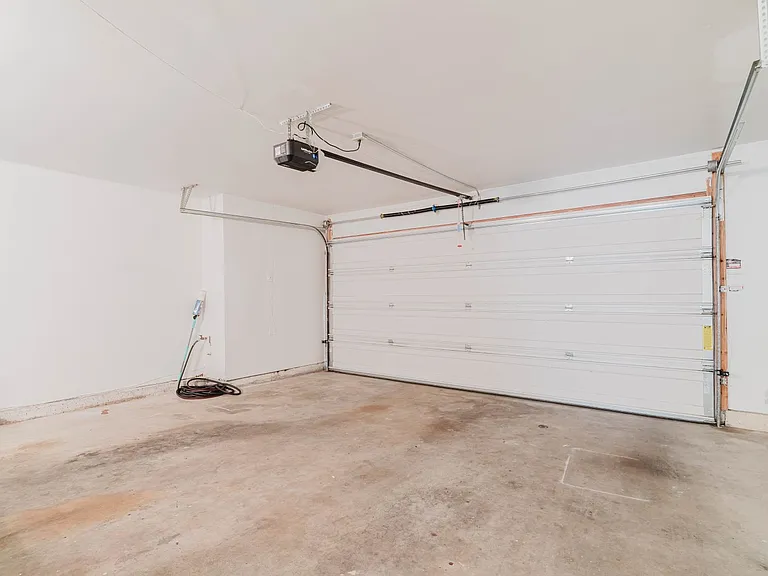 6301 Honolulu Ave #50 — Photo 34